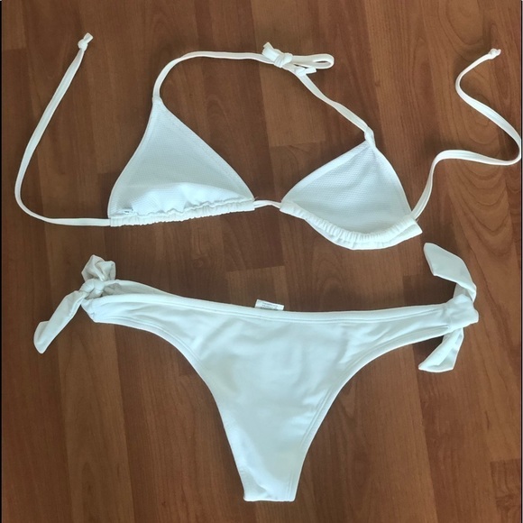 White Bikini Set - Picture 12 of 16
